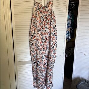 NWT.  YesNo Floral Sleeveless Jumpsuit. Size XL
